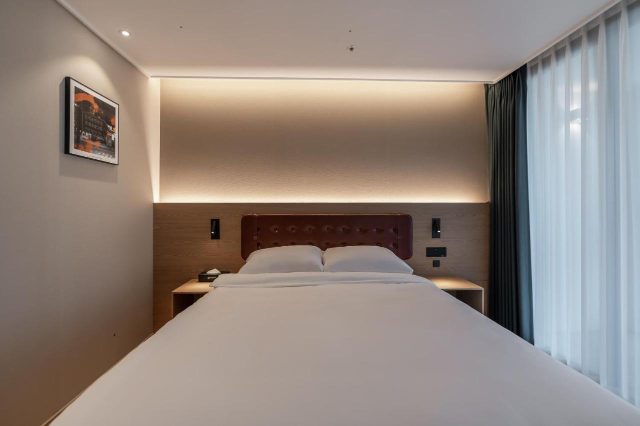 D Ov Haeundae Hotel Пусан Екстериор снимка