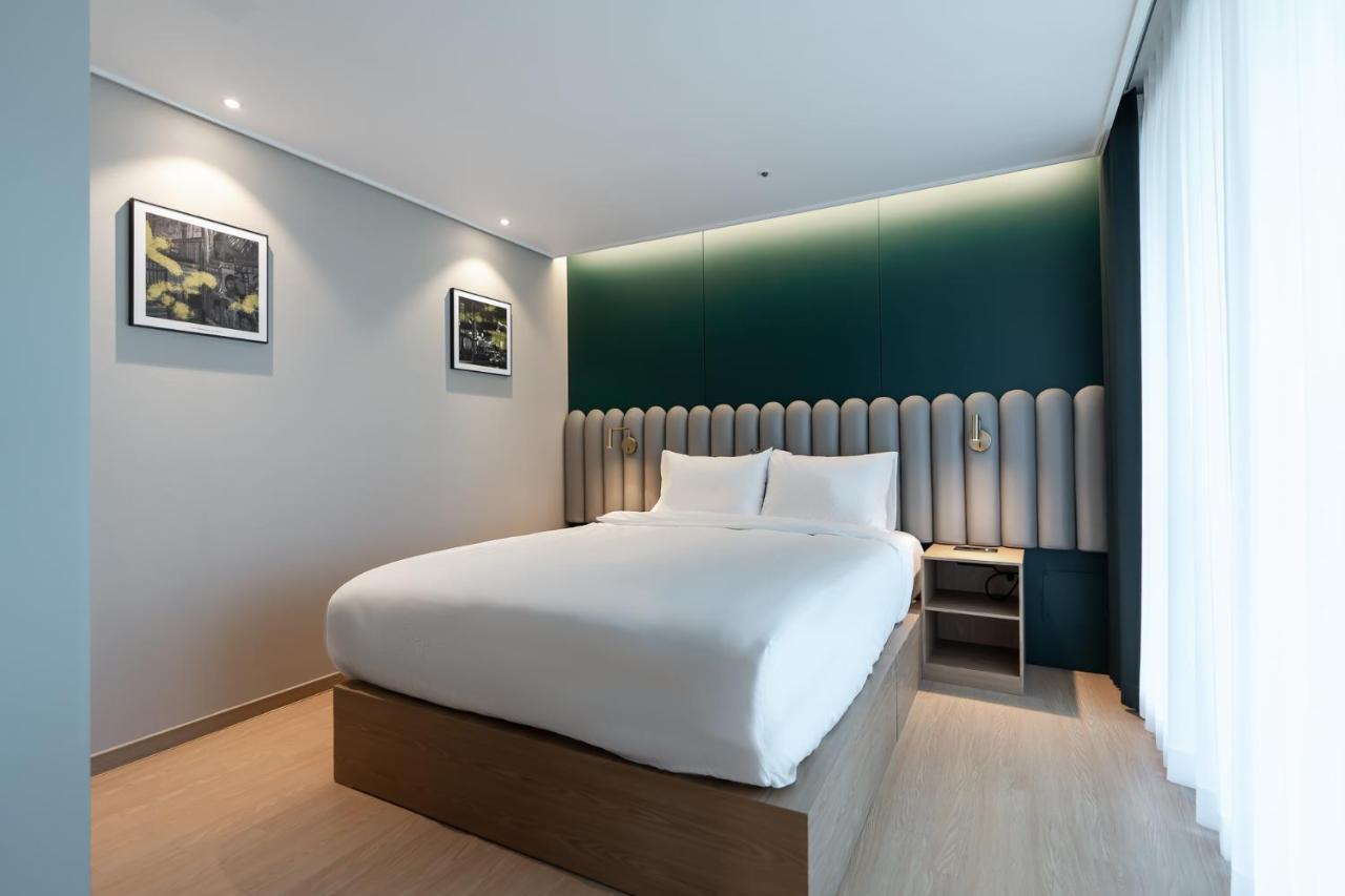 D Ov Haeundae Hotel Пусан Екстериор снимка