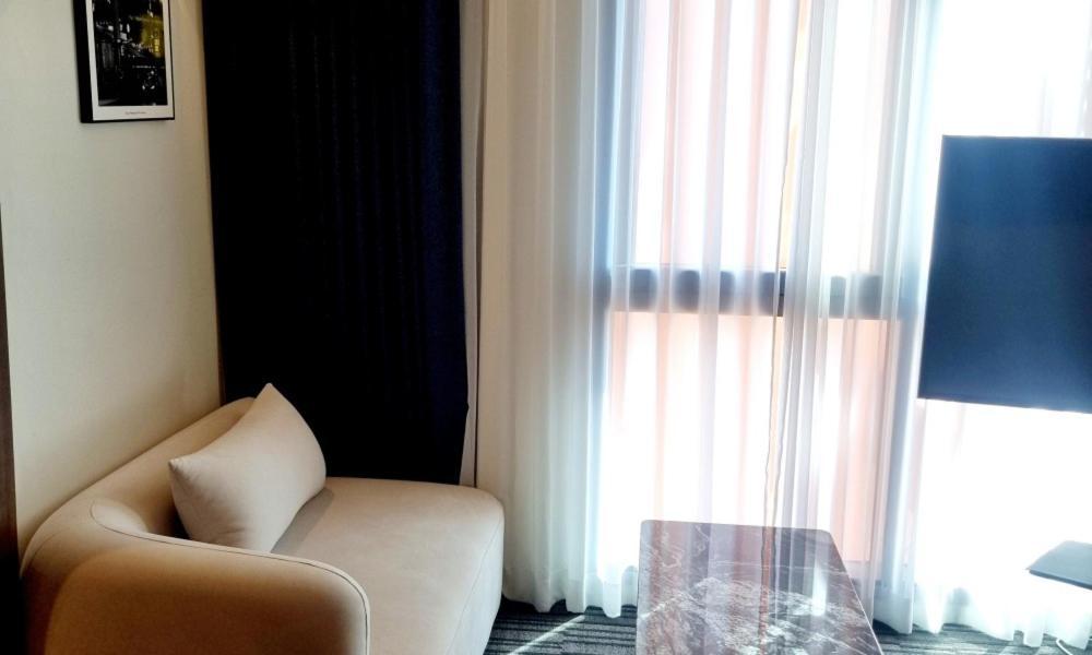 D Ov Haeundae Hotel Пусан Екстериор снимка