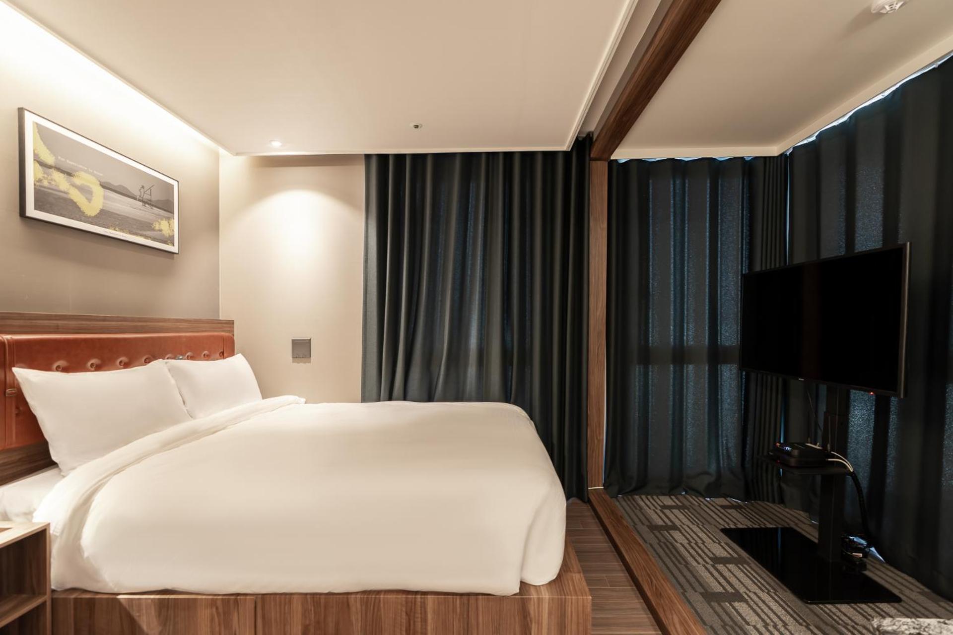 D Ov Haeundae Hotel Пусан Екстериор снимка