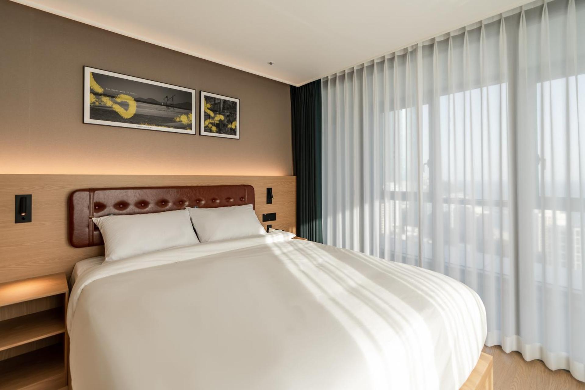 D Ov Haeundae Hotel Пусан Екстериор снимка